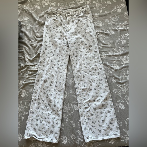 Summery wildflower jeans - Picture 3 of 3